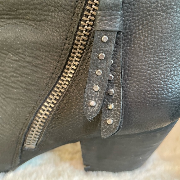 Steve Madden Genuine Leather Ankle Boots (9.5) - Picture 8 of 9